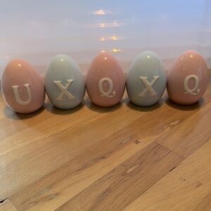 NWT Ceramic Pastel Decorative Egg Set